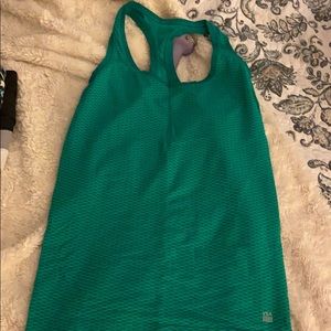 Green VS sports tank